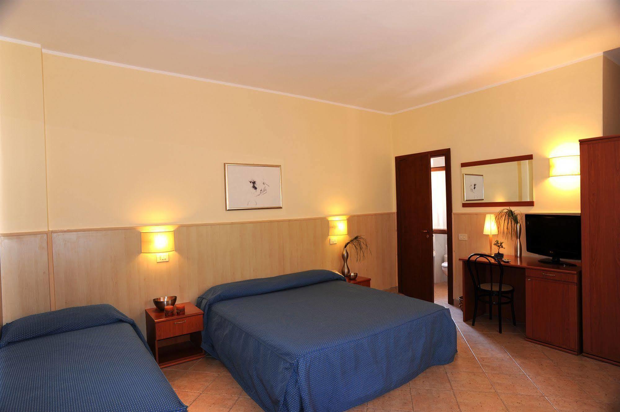 Villa Santacroce San Giovanni Rotondo Bagian luar foto